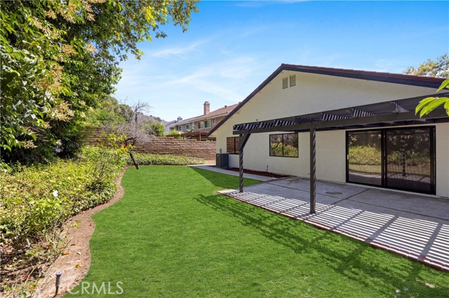 Detail Gallery Image 31 of 36 For 99 Village Loop Rd, Phillips Ranch,  CA 91766 - 4 Beds | 2 Baths
