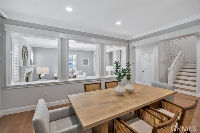 9 Whitford, Irvine CA: https://media.crmls.org/medias/304eaa77-4d5d-439c-849f-e0216c135a21.jpg