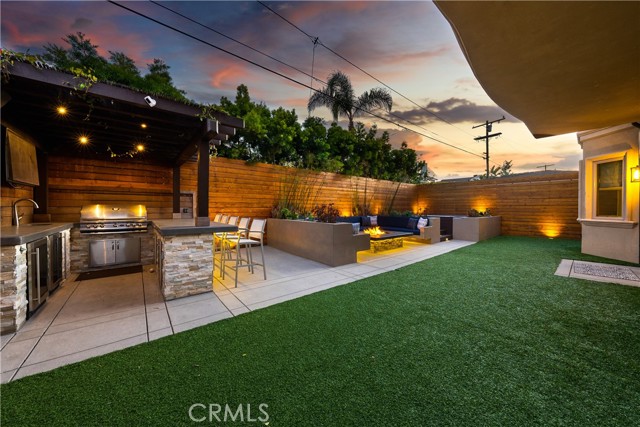 2210 Robinson Street, Redondo Beach, California 90278, 5 Bedrooms Bedrooms, ,4 BathroomsBathrooms,Residential,Sold,Robinson Street,SB22055222