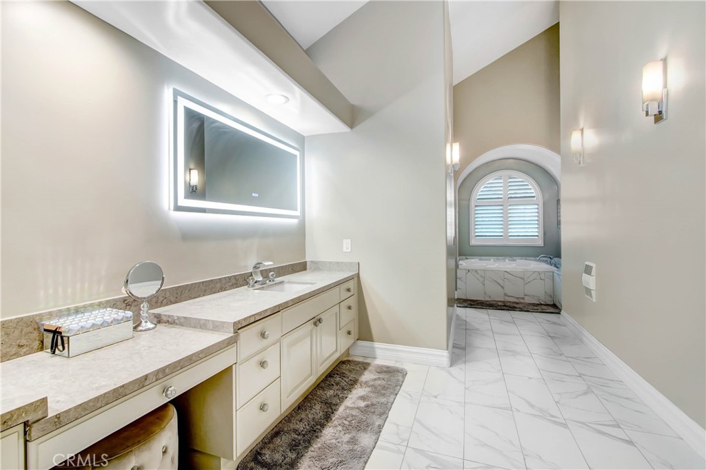 14057 Valley Vista BoulevardSherman Oaks img 3
