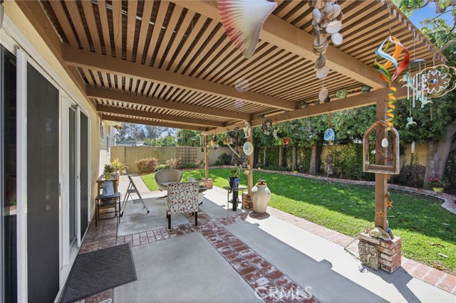 Detail Gallery Image 41 of 49 For 105 Harvard Ln, Seal Beach,  CA 90740 - 5 Beds | 2 Baths