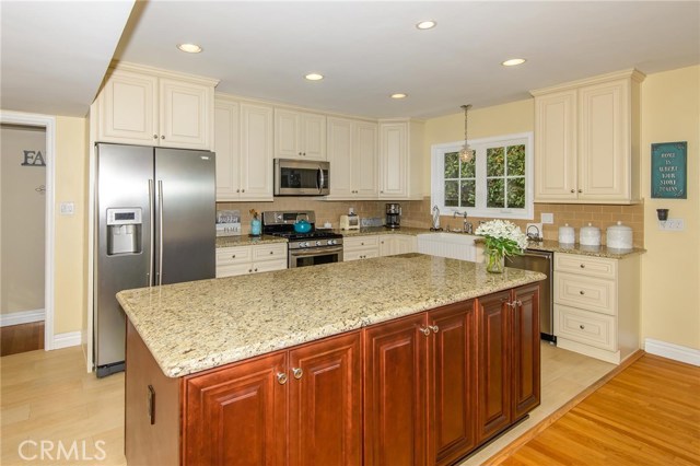 1904 Santa Rena Drive, Rancho Palos Verdes, California 90275, 4 Bedrooms Bedrooms, ,1 BathroomBathrooms,Residential,Sold,Santa Rena,PV17128170 1904 Santa Rena Drive, Rancho Palos Verdes, California 90275, 4 Bedrooms Bedrooms, ,1 BathroomBathrooms,Residential,Sold,Santa Rena,PV17128170