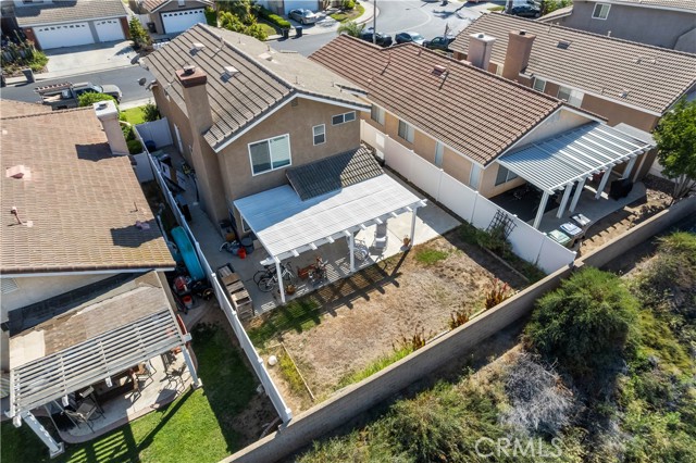 815 Autumn Lane, Corona CA: https://media.crmls.org/medias/30504c54-1f7c-4c64-abbf-0e1ff90dc49a.jpg