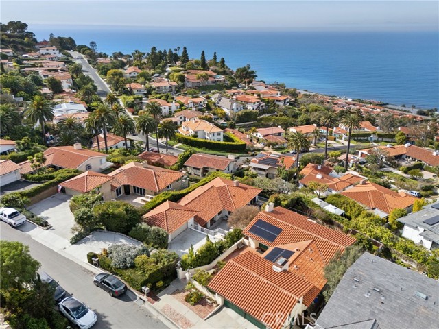 797 Via Somonte, Palos Verdes Estates, California 90274, 4 Bedrooms Bedrooms, ,3 BathroomsBathrooms,Residential,For Sale,Via Somonte,SB25011078