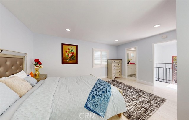 Detail Gallery Image 27 of 32 For 17891 Caledonia Cir, Huntington Beach,  CA 92647 - 5 Beds | 3/2 Baths