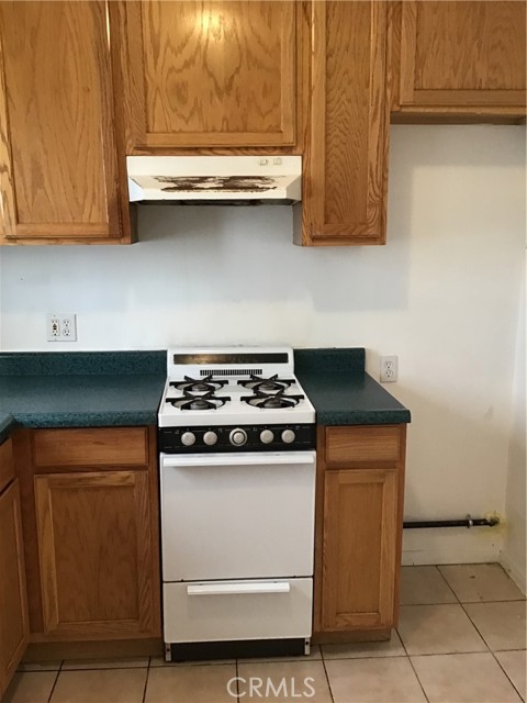 234 Lime Avenue, Long Beach CA: https://media.crmls.org/medias/30516194-7e1d-47e0-96c3-02e32e7f9b7e.jpg