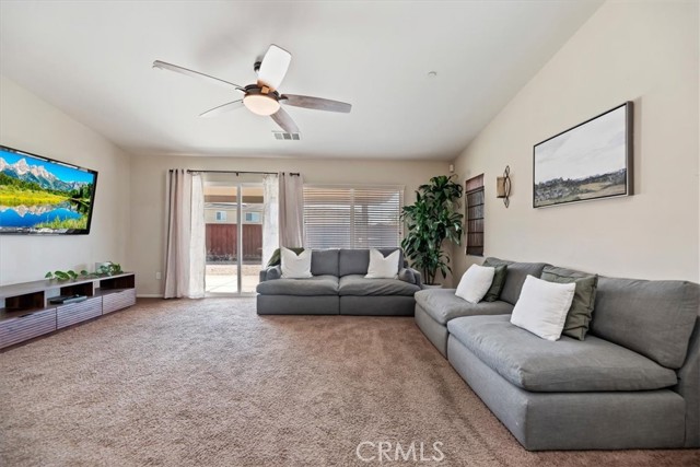 Detail Gallery Image 14 of 43 For 36359 Straightaway, Beaumont,  CA 92223 - 4 Beds | 2 Baths