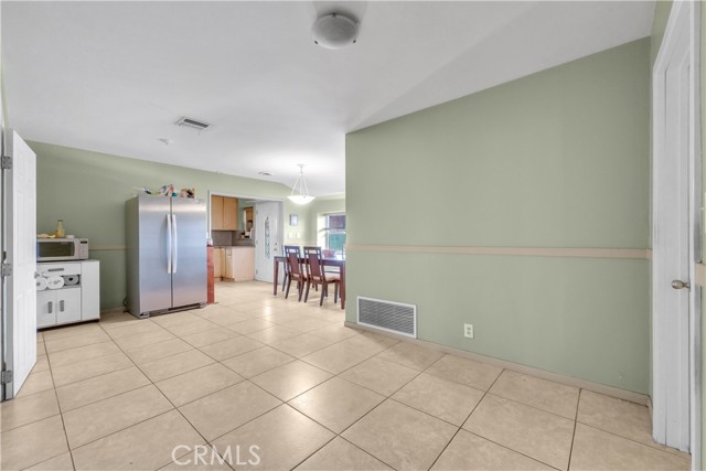 Detail Gallery Image 13 of 58 For 412 N San Gabriel, Azusa,  CA 91702 - – Beds | – Baths