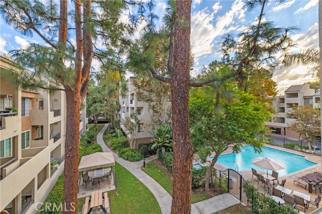 Detail Gallery Image 47 of 52 For 21400 Burbank Bld #313,  Woodland Hills,  CA 91367 - 2 Beds | 2 Baths