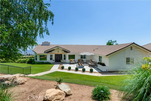 13288 Oak Crest Drive, Yucaipa CA: https://media.crmls.org/medias/30529ccb-646b-433e-9a16-7ecf37095646.jpg