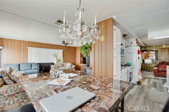 1735 San Leandro Drive, Hemet CA: https://media.crmls.org/medias/305326f2-b25b-4859-ba84-e8984738e87f.jpg