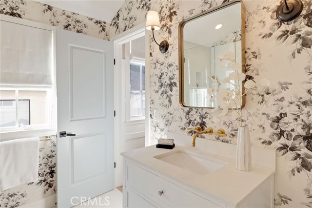 Detail Gallery Image 47 of 70 For 1450 6th St, Manhattan Beach,  CA 90266 - 6 Beds | 5/1 Baths