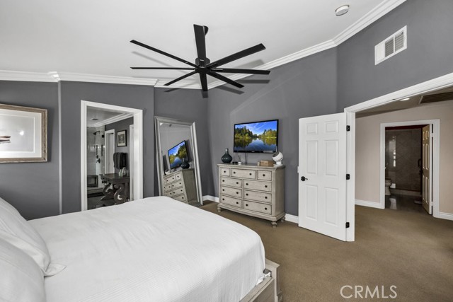 24030 Via Vizcaya, Valencia CA: https://media.crmls.org/medias/30538163-01c6-4448-80ef-a2be9ce746ae.jpg