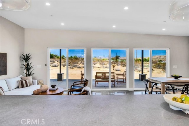 Detail Gallery Image 15 of 43 For 6614 Sunset Rd, Joshua Tree,  CA 92252 - 2 Beds | 2 Baths