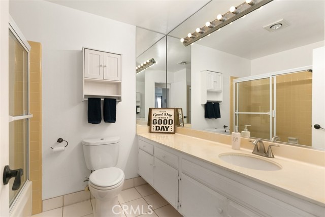 802 Camino Real, Redondo Beach, California 90277, 3 Bedrooms Bedrooms, ,2 BathroomsBathrooms,Residential,Sold,Camino Real,OC22093224