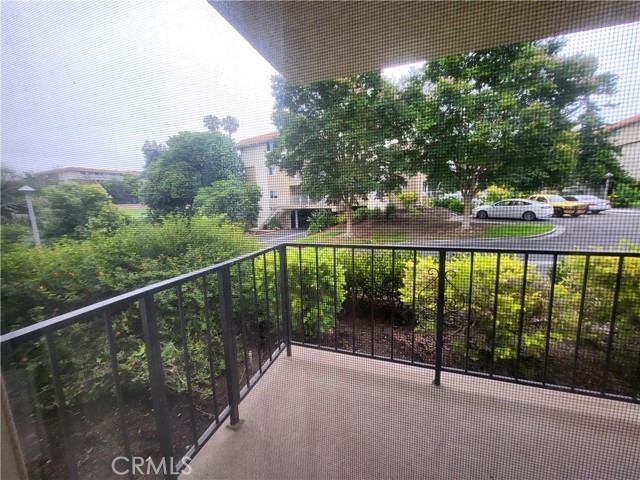 Detail Gallery Image 11 of 16 For 2391 via Mariposa 1e,  Laguna Woods,  CA 92637 - 2 Beds | 2 Baths