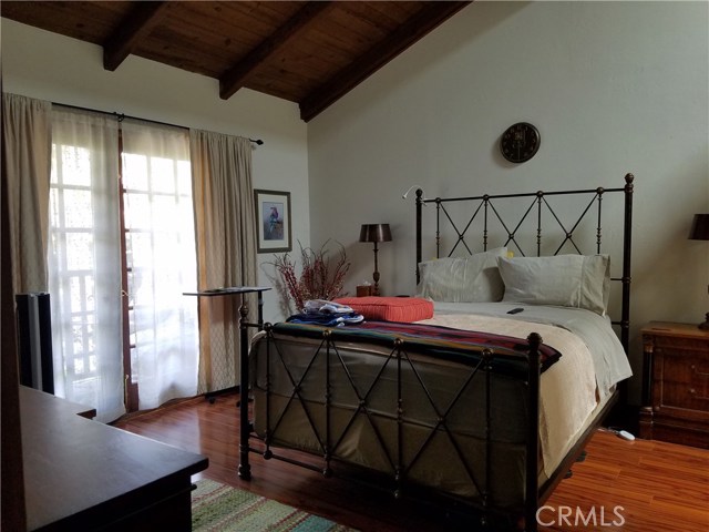 8694 Villa La Jolla Drive, La Jolla CA: https://media.crmls.org/medias/305589f6-635e-4799-8f86-8038af8ae552.jpg