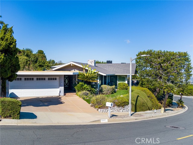 29897 Knoll View Drive, Rancho Palos Verdes, California 90275, 3 Bedrooms Bedrooms, ,2 BathroomsBathrooms,Residential,For Sale,Knoll View,PV25033357