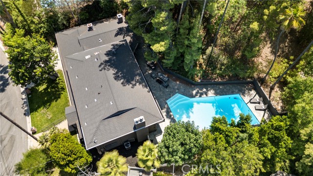 Detail Gallery Image 29 of 35 For 20225 Allentown Dr, Woodland Hills,  CA 91364 - 5 Beds | 4/2 Baths