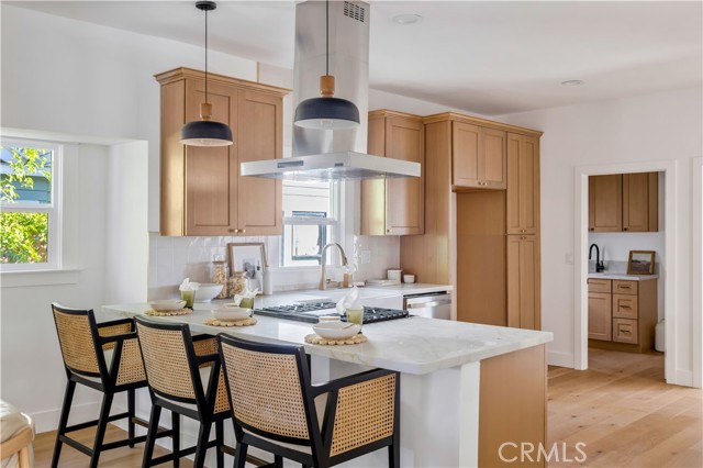 Detail Gallery Image 8 of 25 For 5670 Hub St, Los Angeles,  CA 90042 - 4 Beds | 2 Baths