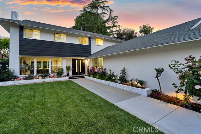 Detail Gallery Image 3 of 39 For 1061 Colby Cir, Thousand Oaks,  CA 91362 - 4 Beds | 3 Baths