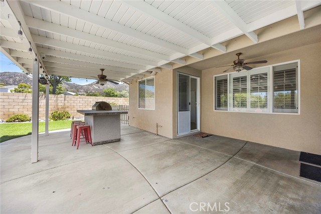 35511 Crest Meadow Drive, Wildomar CA: https://media.crmls.org/medias/3057f482-a6d0-4247-808e-3534cb5faaab.jpg