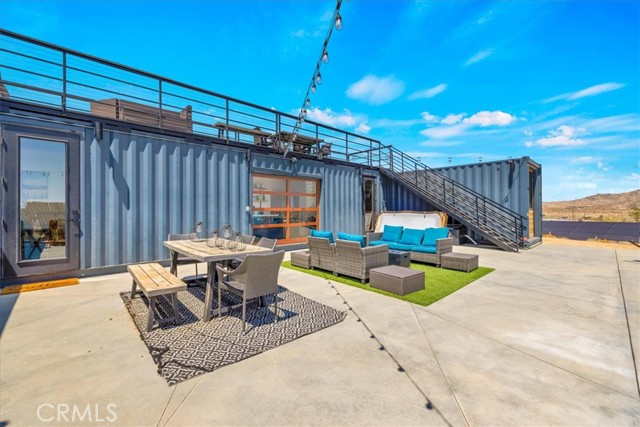 6816 Saddleback Road, Joshua Tree CA: https://media.crmls.org/medias/30584606-f6fd-4d6f-8a69-663a24182490.jpg