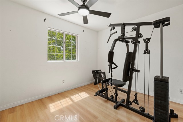 Detail Gallery Image 27 of 52 For 1555 Bershire Dr., Palmdale,  CA 93551 - 5 Beds | 3 Baths