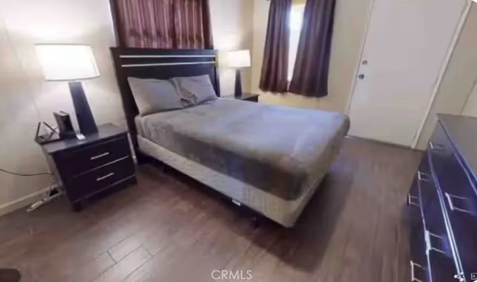 https://media.crmls.org/medias/30591bfc-be1f-4a2a-8320-0bd1e34a5d34.jpg?preset=X-Large