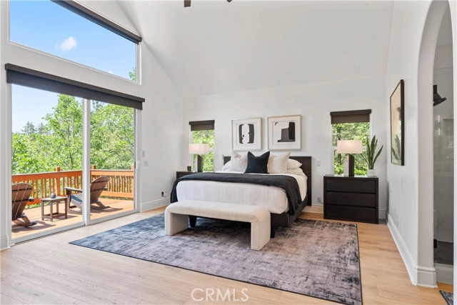 1019 Pintail Circle, Lake Arrowhead CA: https://media.crmls.org/medias/3059ce57-5ee5-47ae-a972-38168828f0e6.jpg