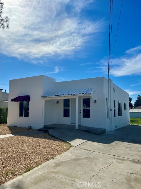 3581 Eucalyptus, Riverside CA: https://media.crmls.org/medias/3059f054-66bf-469e-989f-5e5f6d16e81c.jpg