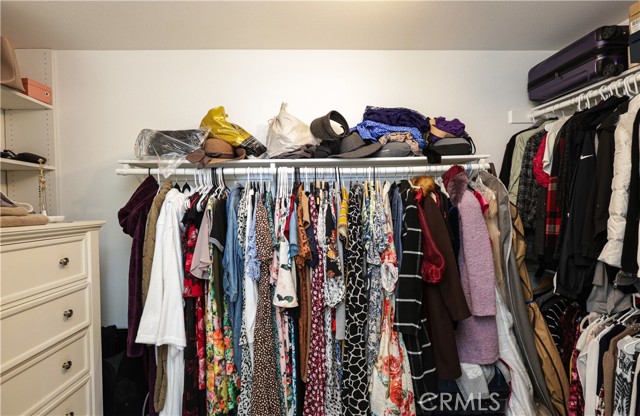 Detail Gallery Image 26 of 51 For 2421 E 16th #1,  Newport Beach,  CA 92663 - 4 Beds | 2/1 Baths