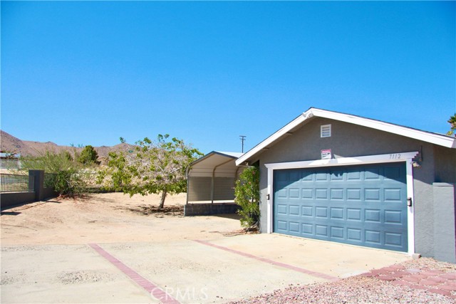 7112 Mecca Road, Joshua Tree CA: https://media.crmls.org/medias/305c0a6d-d18d-4c08-a20e-98981fe02f28.jpg