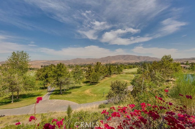 Detail Gallery Image 12 of 19 For 23833 Fawnskin Dr, Corona,  CA 92883 - 3 Beds | 3 Baths