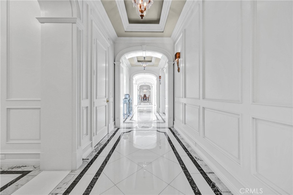 https://media.crmls.org/medias/305cd27b-0ea0-4af8-b60d-536f6253ff7a.jpg?preset=X-Large