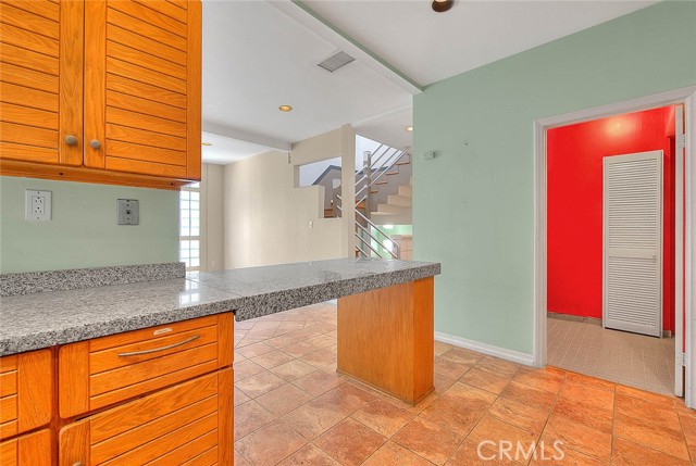 Detail Gallery Image 30 of 69 For 6423 Deep Dell, Hollywood,  CA 90068 - 3 Beds | 2/1 Baths