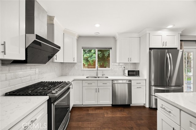 Detail Gallery Image 13 of 30 For 9702 E Camino Real, Arcadia,  CA 91007 - 3 Beds | 2 Baths