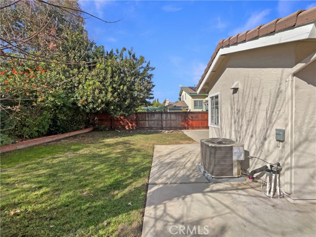 Detail Gallery Image 9 of 18 For 30497 Iron Bark Ct, Temecula,  CA 92591 - 2 Beds | 2 Baths