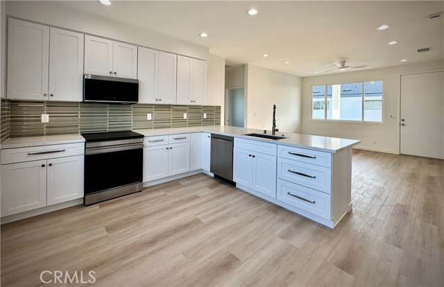 Image 41 of 63 For 6168 Briercrest Avenue