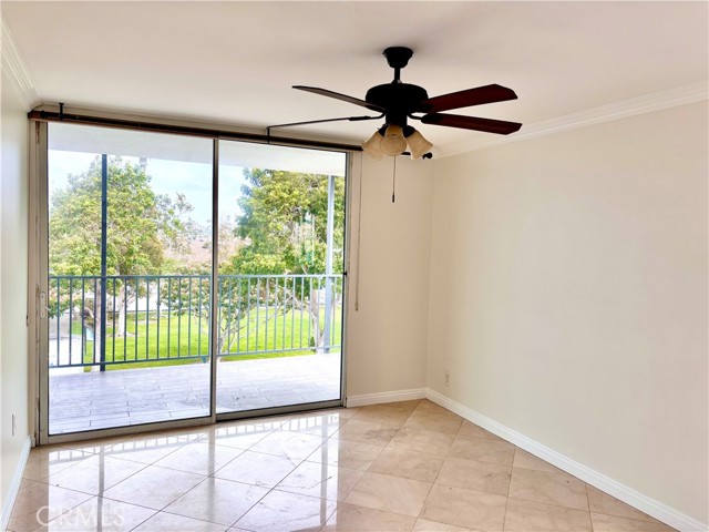 Detail Gallery Image 8 of 24 For 1510 W Balboa Blvd, Newport Beach,  CA 92663 - 1 Beds | 1 Baths