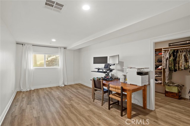 Detail Gallery Image 23 of 41 For 9369 Hillrose, Sunland,  CA 91040 - 4 Beds | 4 Baths