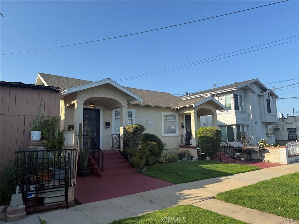 782 W 14th Street