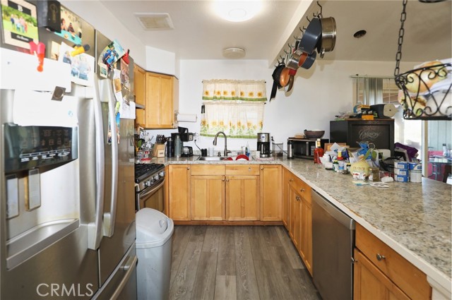 Detail Gallery Image 11 of 32 For 15563 22nd Ave, Clearlake,  CA 95422 - 3 Beds | 2 Baths