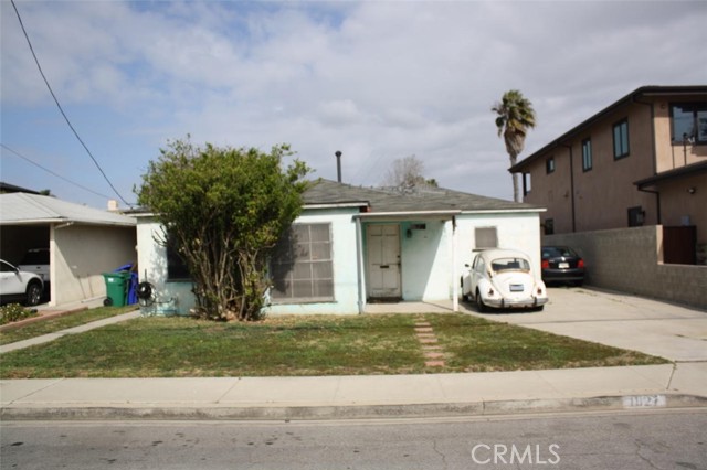 1827 8th Street, Manhattan Beach, California 90266, 3 Bedrooms Bedrooms, ,1 BathroomBathrooms,Residential,Sold,8th,PW22034235