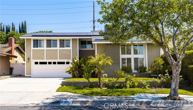 Detail Gallery Image 1 of 32 For 4812 Granada Dr, Yorba Linda,  CA 92886 - 4 Beds | 2/1 Baths