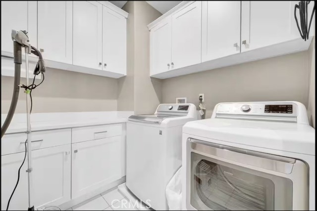 Detail Gallery Image 20 of 25 For 40 Riverton St, Pomona,  CA 91766 - 4 Beds | 4 Baths