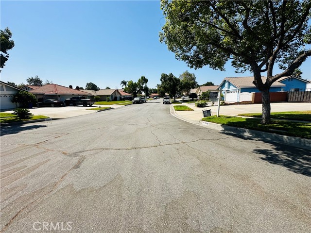 Detail Gallery Image 34 of 34 For 7310 Buckeye Dr, Fontana,  CA 92336 - 4 Beds | 2/1 Baths