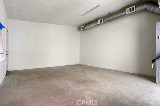 6648 Gaviota Avenue, Van Nuys CA: https://media.crmls.org/medias/30653aca-d4cc-46ad-b006-6ea9c51b8940.jpg