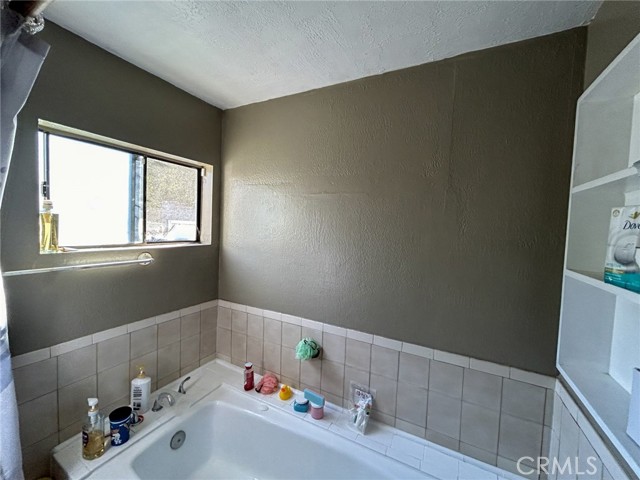 Detail Gallery Image 9 of 15 For 3816 Liberty Bld, South Gate,  CA 90280 - 3 Beds | 2 Baths
