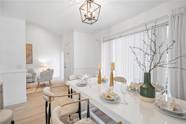 2583 Coventry Circle, Fullerton CA: https://media.crmls.org/medias/306686f0-b318-4aeb-a4f2-9fc5b026a638.jpg